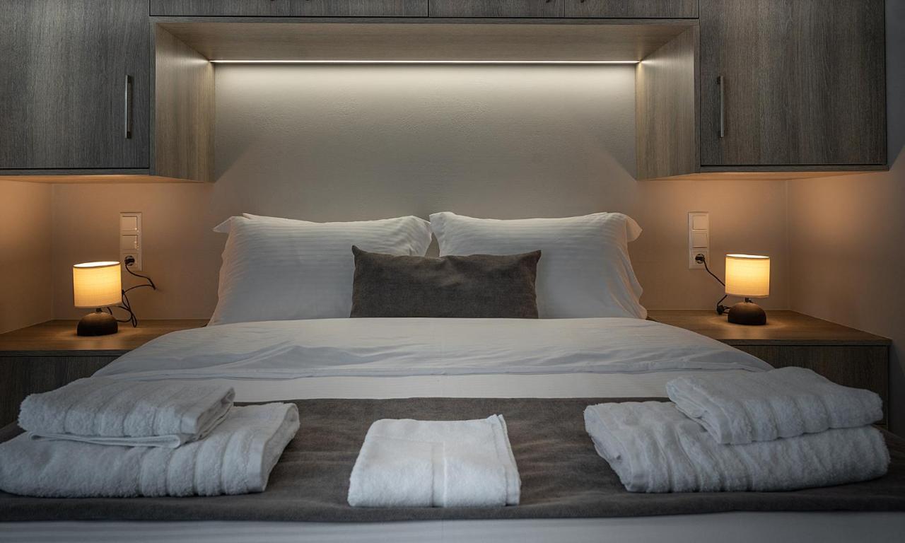 Nk Luxury Apartments Preveza Eksteriør bilde